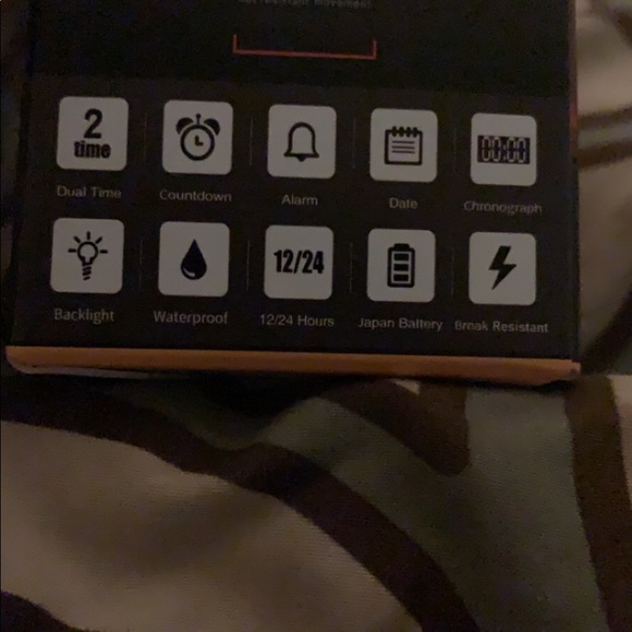 Watch - Picture 2 of 3